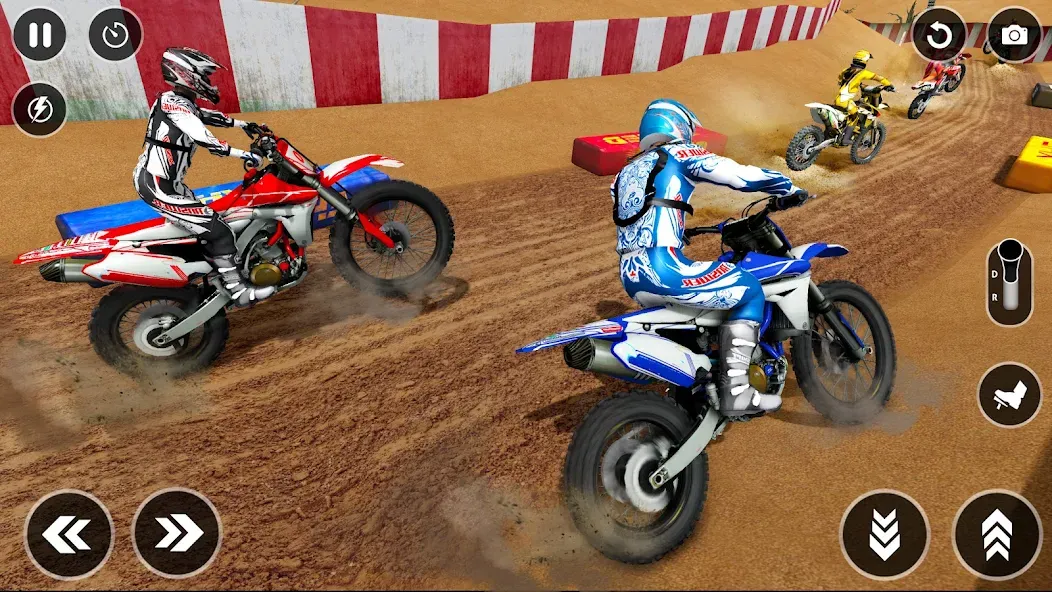 Mountain Dirt Bike Champions  [МОД Бесконечные деньги] Screenshot 1